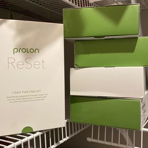 Never opened brand new just delivered Prolon 1 day fasts.